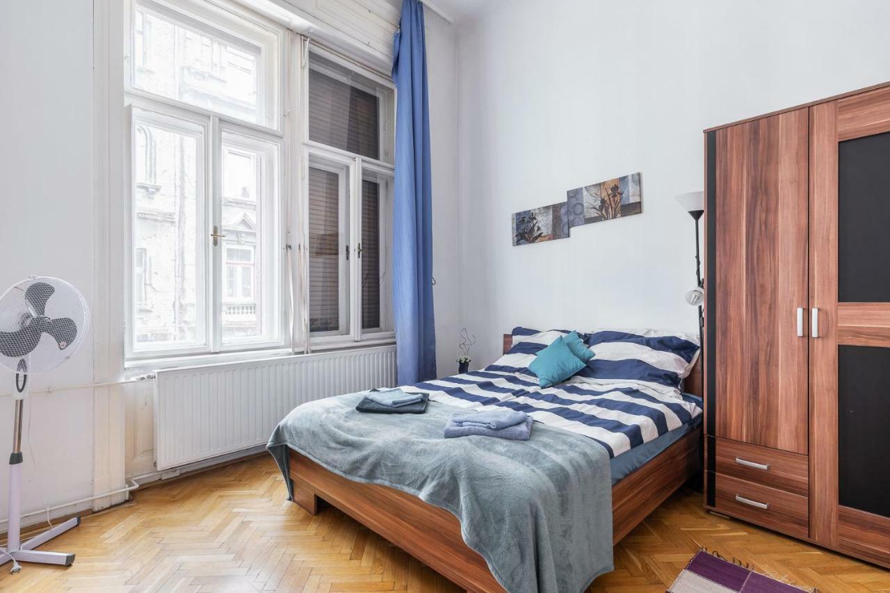 Izabella Home 2 Budapest Eksteriør billede